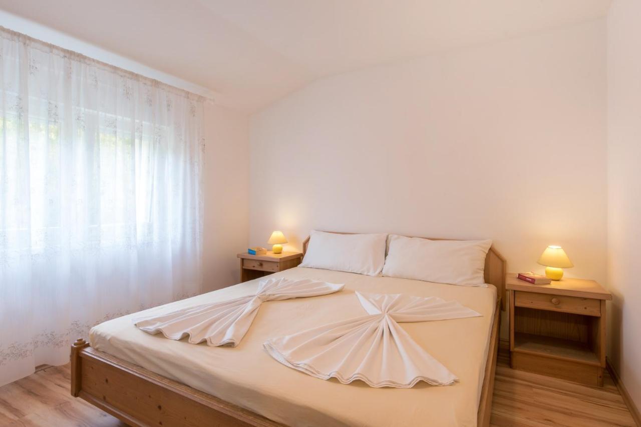 Apartments With A Parking Space Dramalj, Crikvenica - 5592 Экстерьер фото